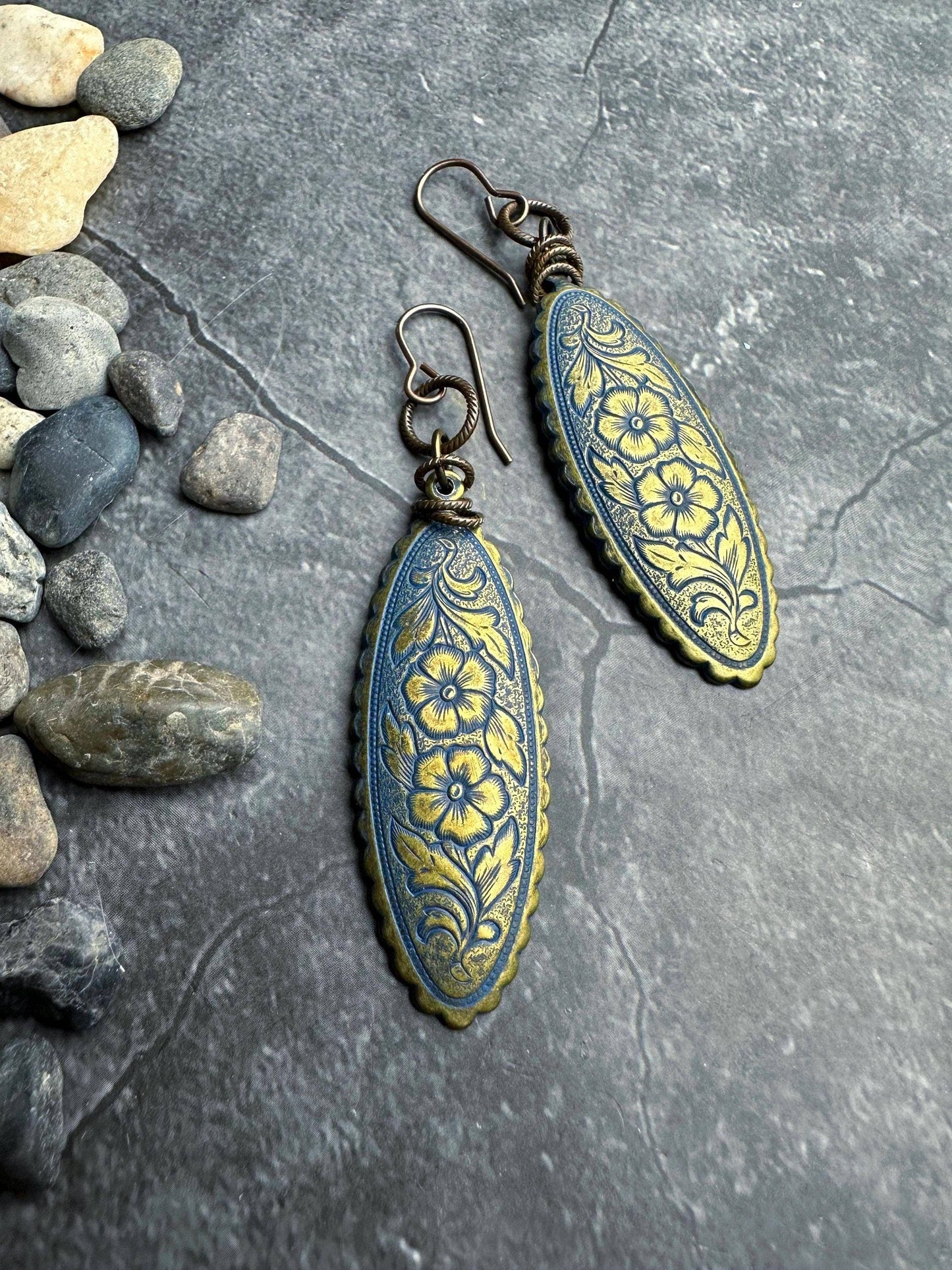 Prairie Oval Floral Metal Earrings
