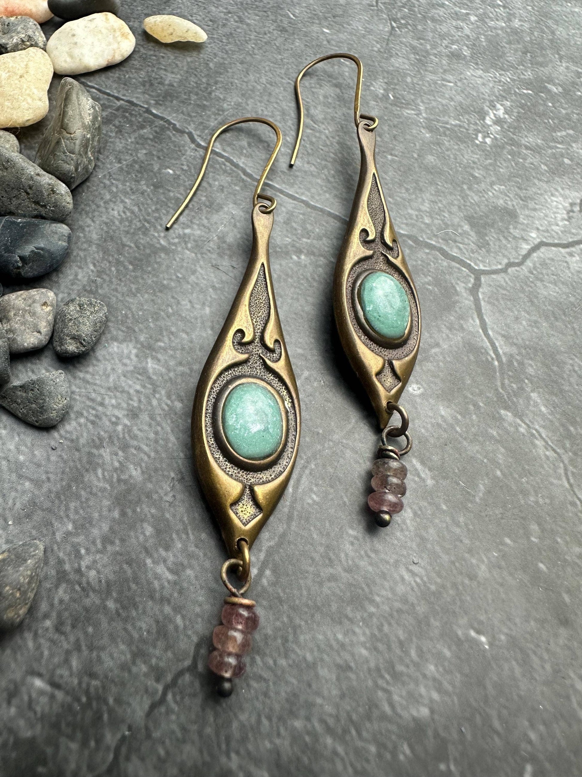 Nomad Queen Earrings - Brass Green Rose Quartz