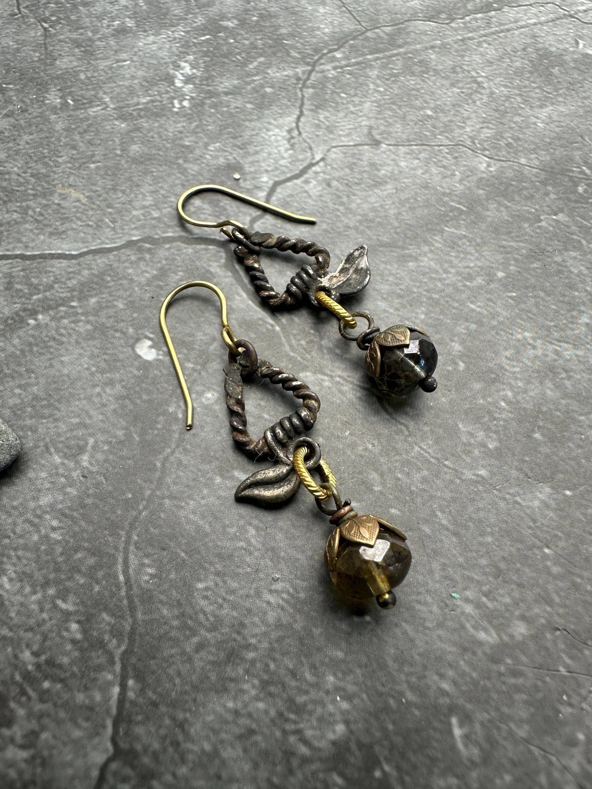 Silver Vine Triangle Earrings - Blackened Ox Faceted Glass