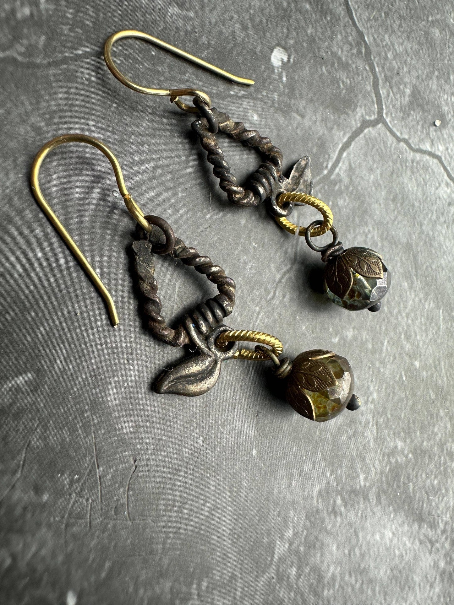 Silver Vine Triangle Earrings - Blackened Ox Faceted Glass