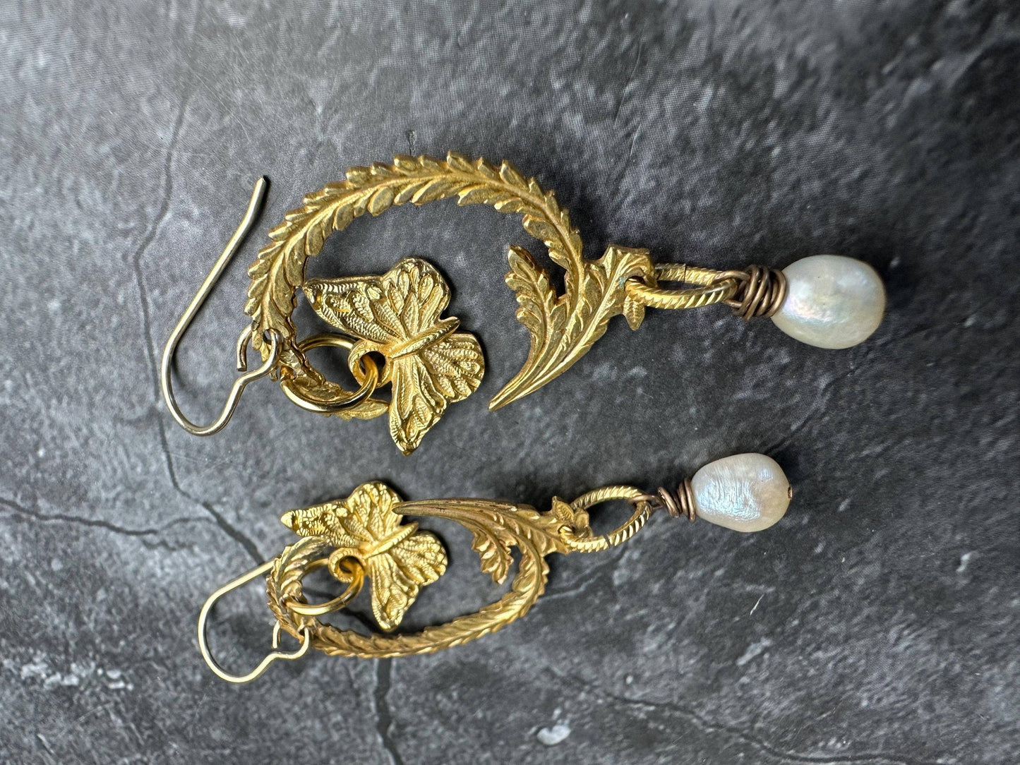 Flourish Moon Pearl Earrings