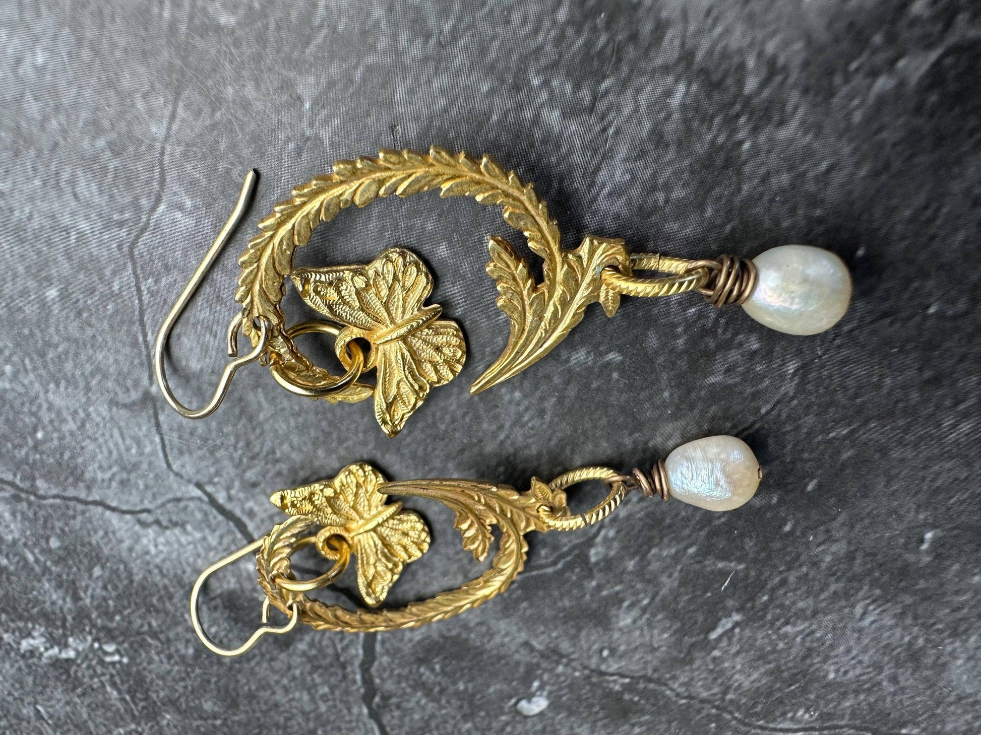Flourish Moon Pearl Earrings