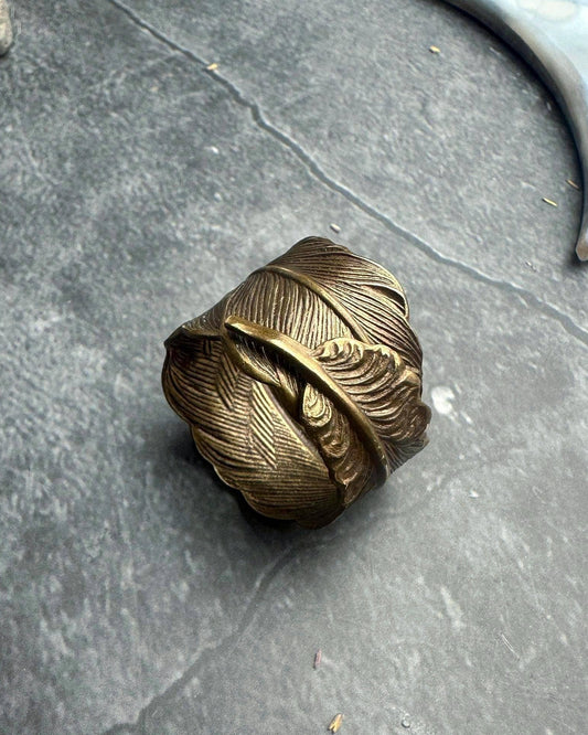 Vintage Brass Feather Ring - Hand formed - size 8