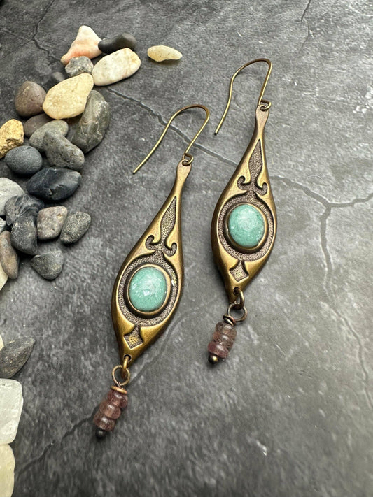 Nomad Queen Earrings - Brass Green Rose Quartz