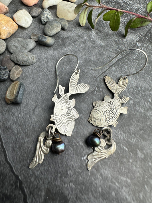 Silver Fish Earrings with Freshwater Pearl