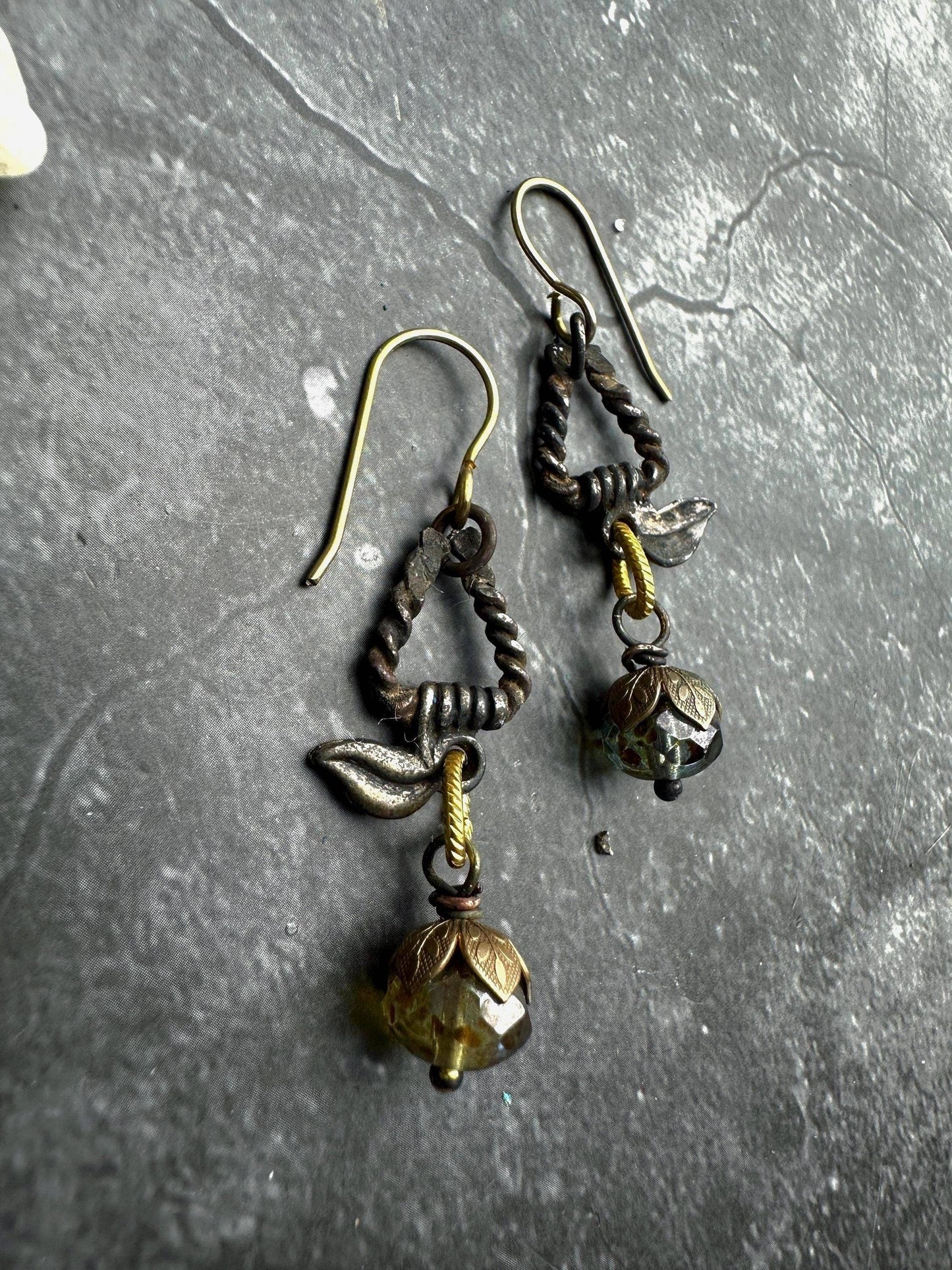Silver Vine Triangle Earrings - Blackened Ox Faceted Glass
