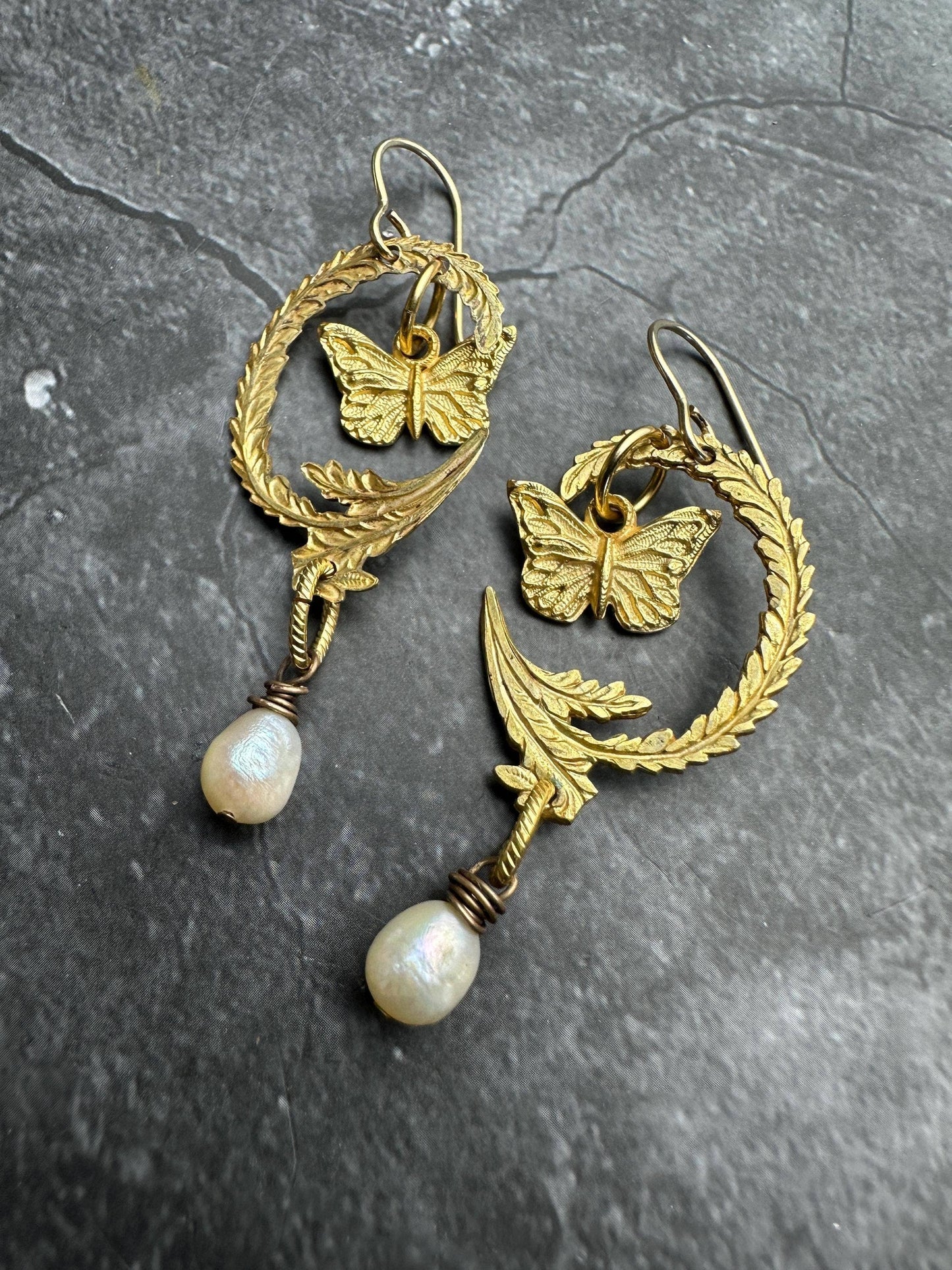Flourish Moon Pearl Earrings