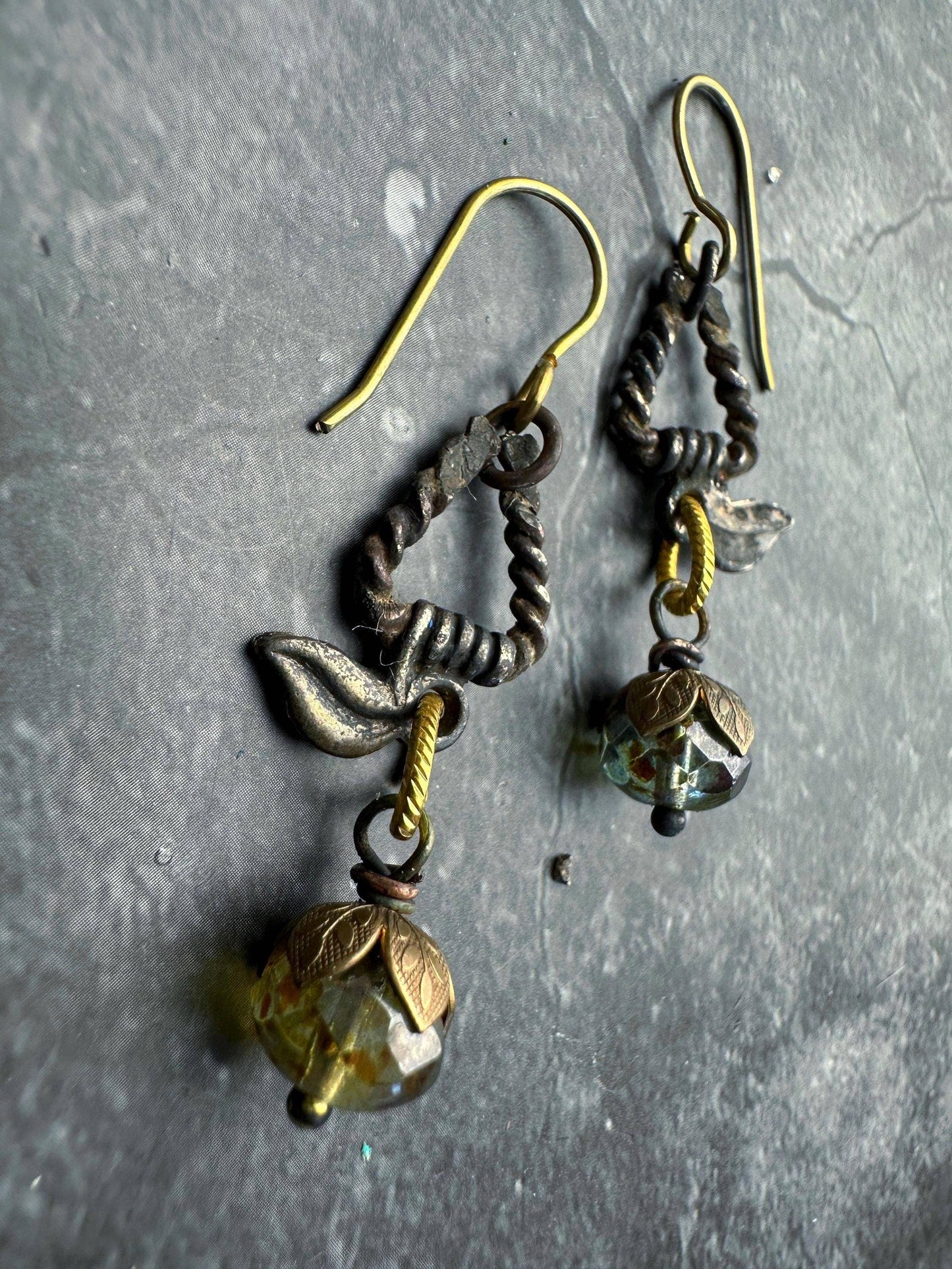 Silver Vine Triangle Earrings - Blackened Ox Faceted Glass