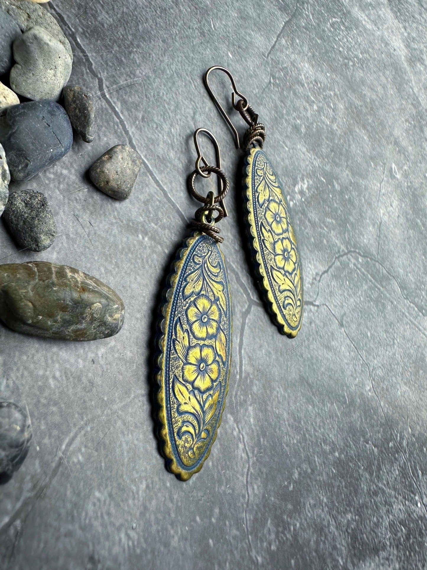 Prairie Oval Floral Metal Earrings