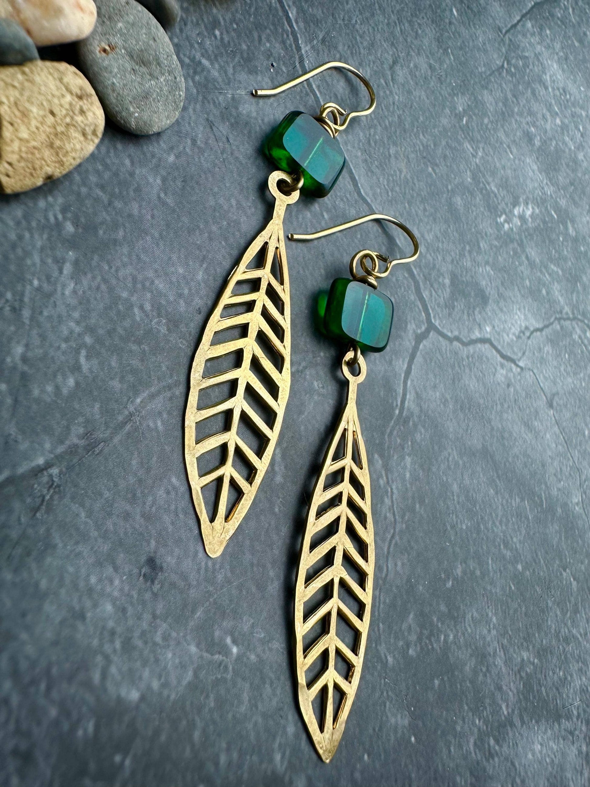 Modern Cutout Leaf Shape Earrings