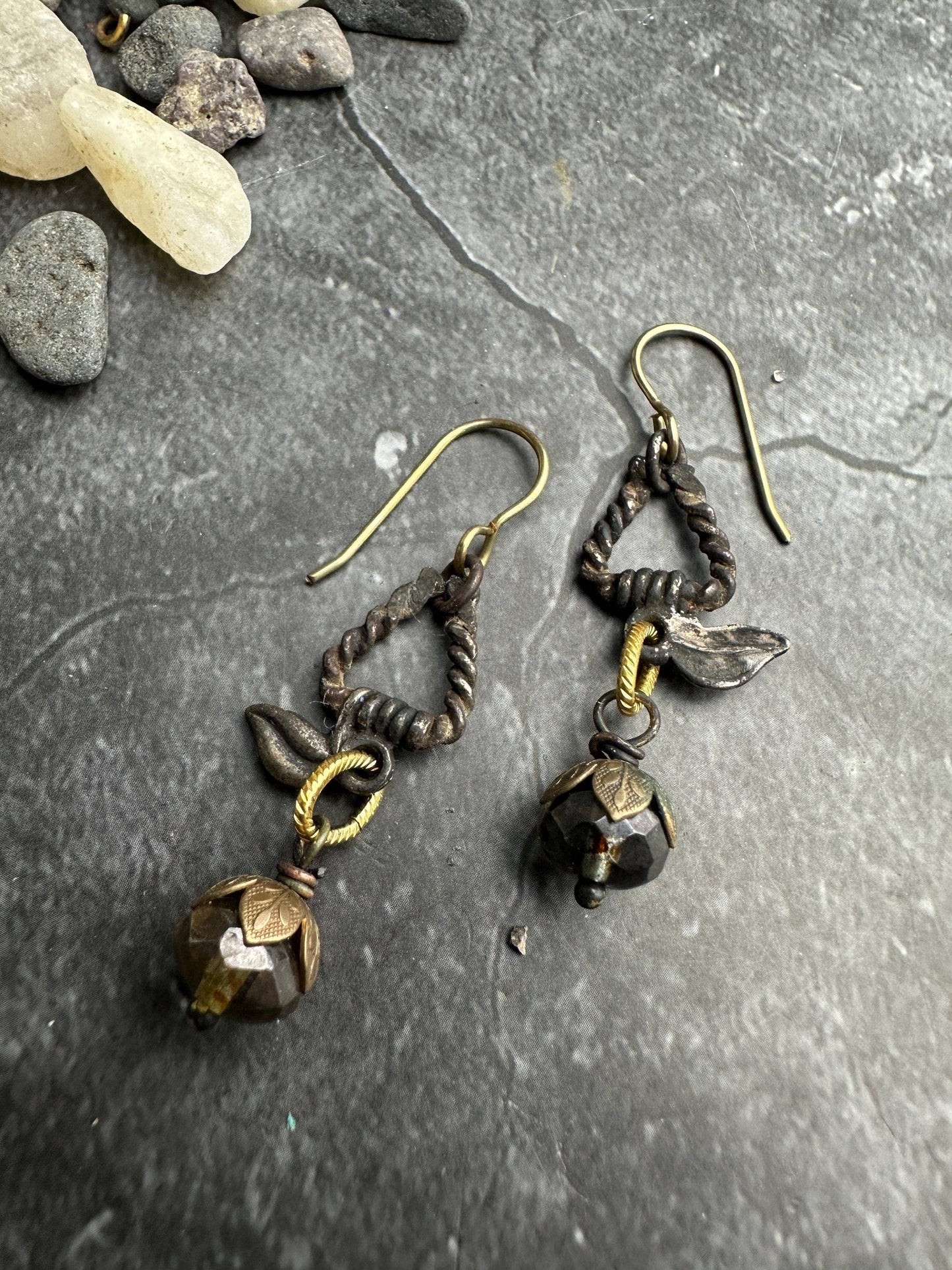 Silver Vine Triangle Earrings - Blackened Ox Faceted Glass