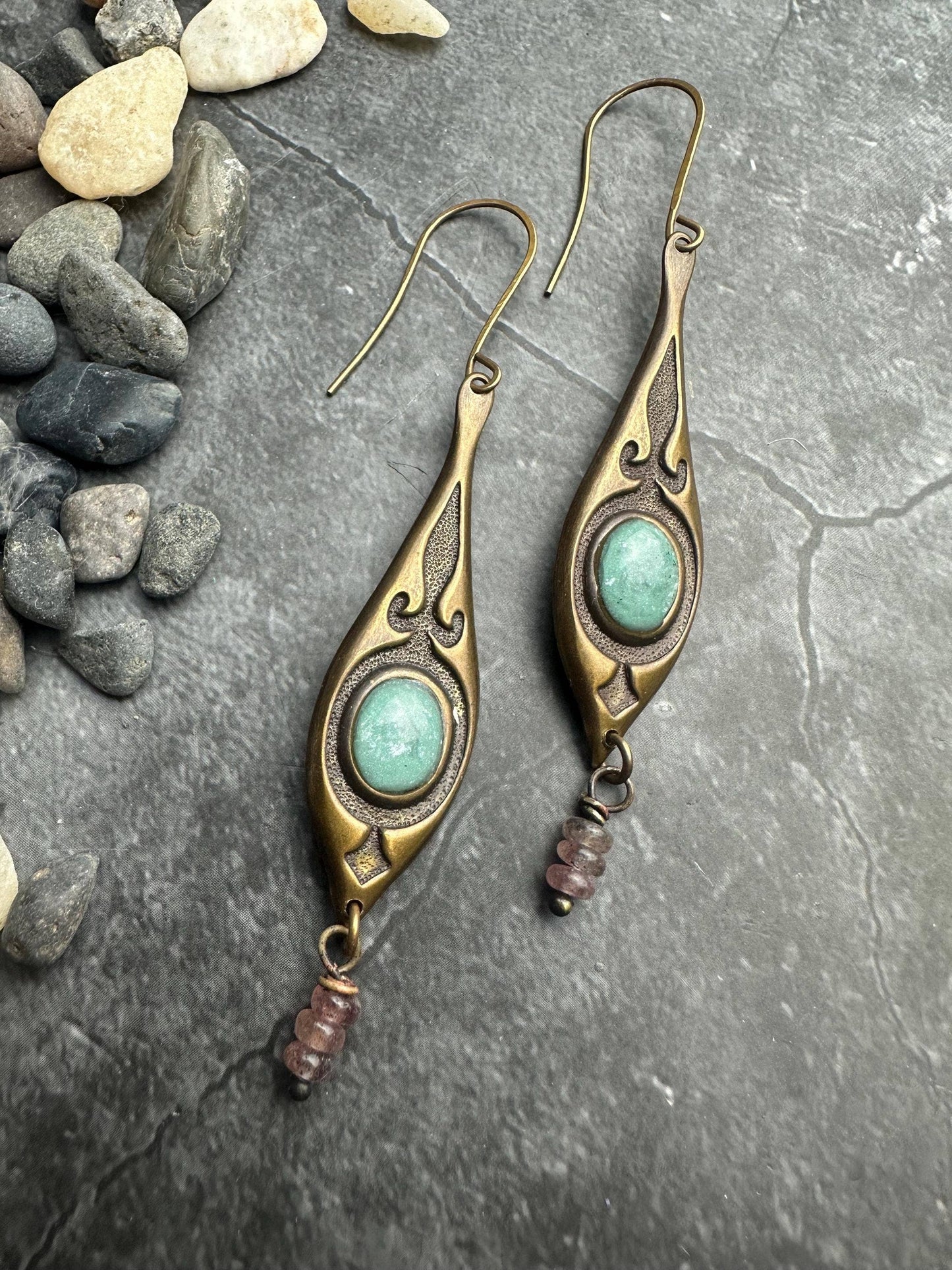 Nomad Queen Earrings - Brass Green Rose Quartz